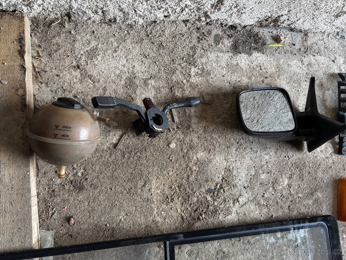 Náhradní díly na VW Transporter 4 - 9