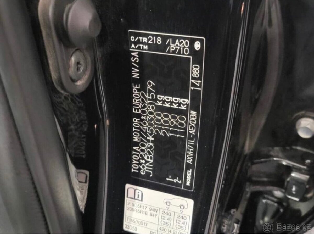 Toyota Camry 2.5 Hybrid Executive 10.2020 - 9