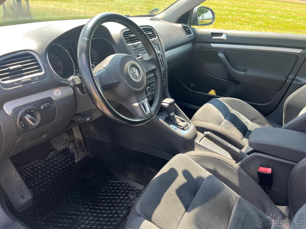 Volkswagen Golf VI combi 1,6TDI 77kw DSG - 9