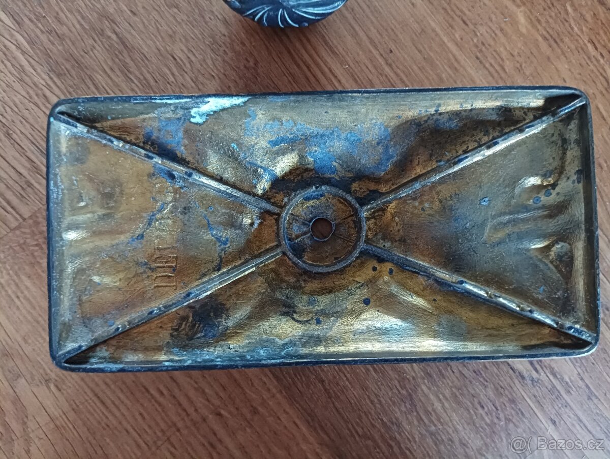 STAROŽITNÝ SECESNÍ KOVOVÝ PIJÁK FRANCIE 1925 - 9