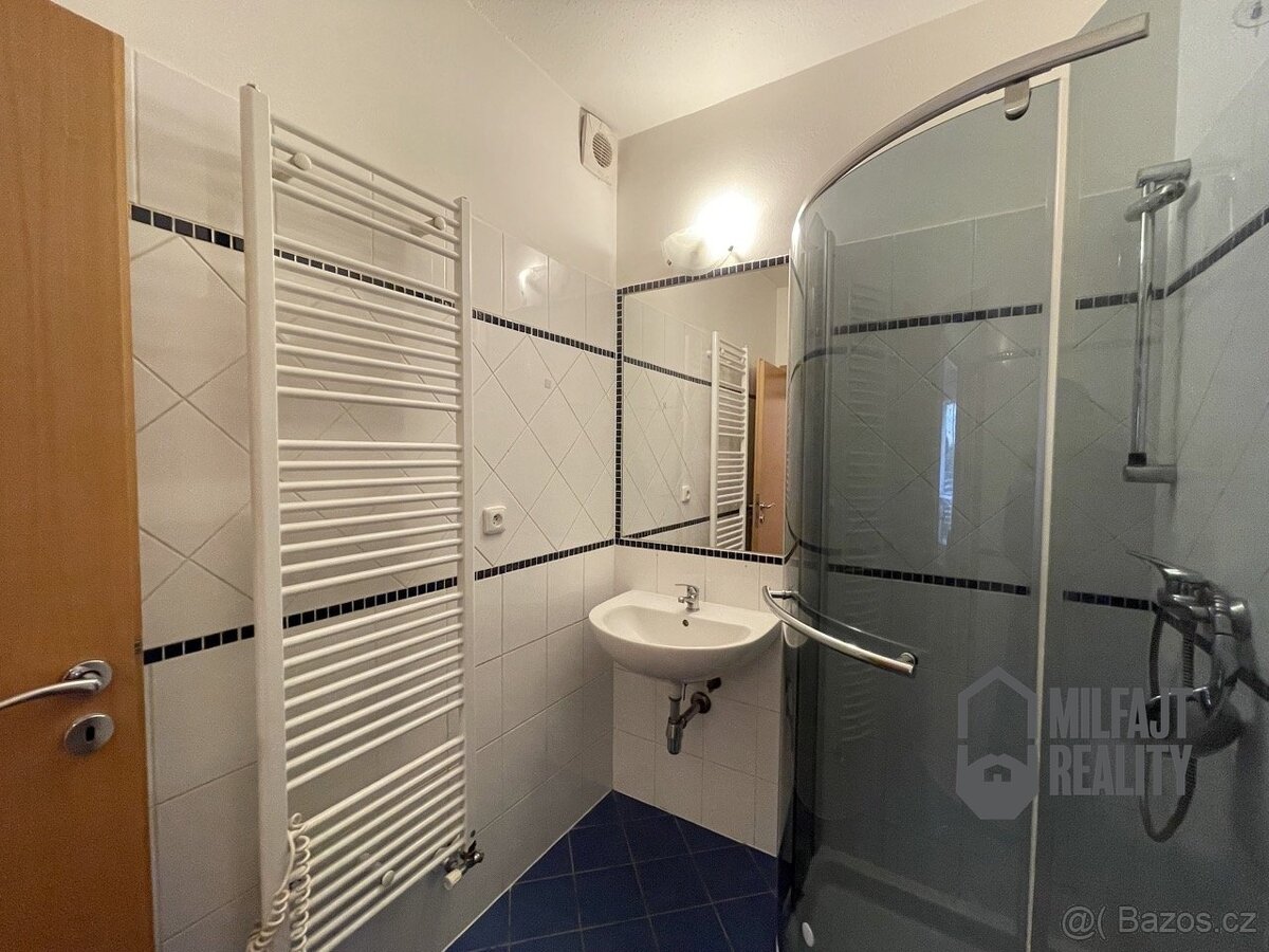 Pronájem bytu 2+kk+L, 44 m2, Liberec - Perštýn, ev.č. 06825 - 9