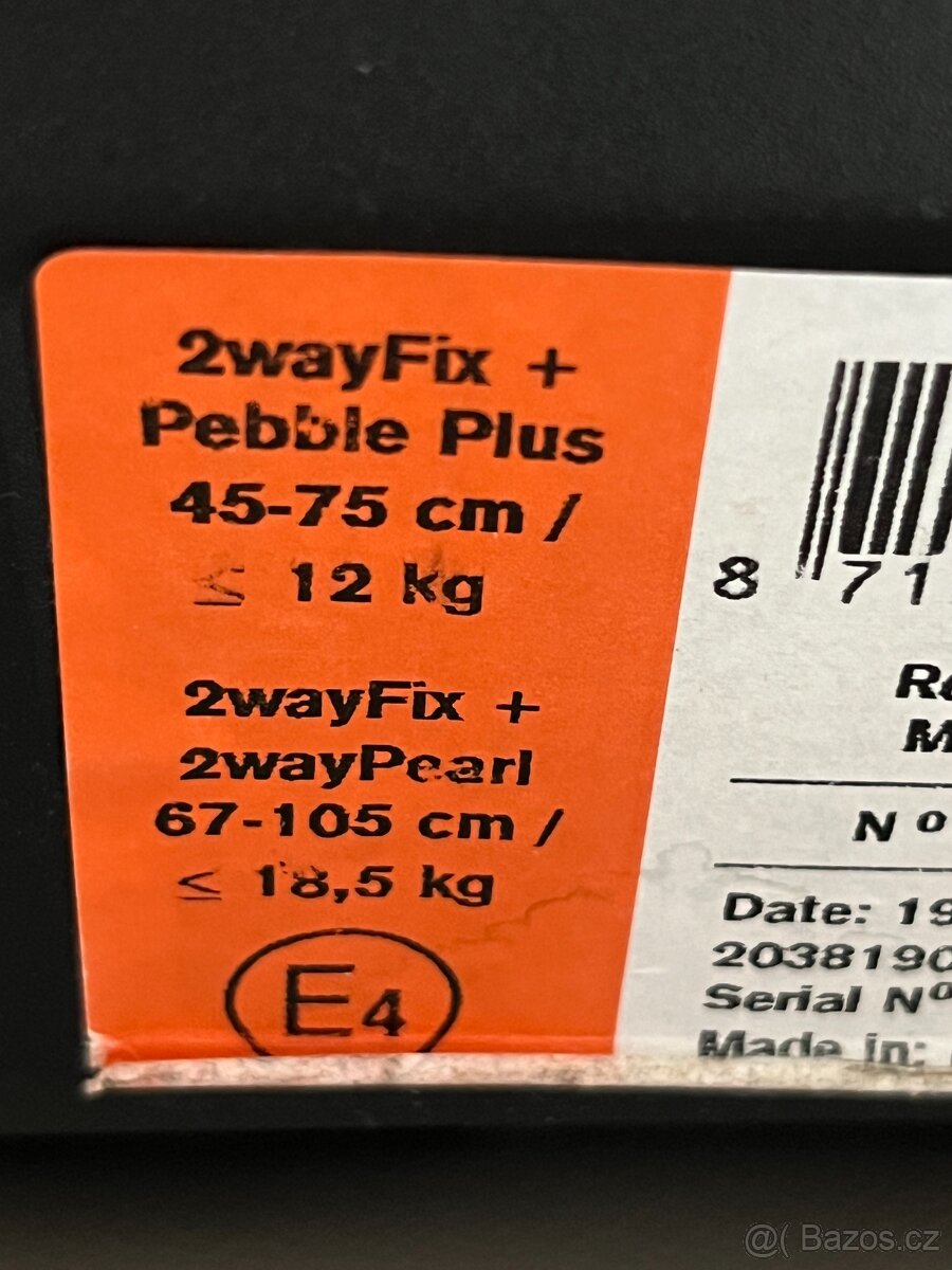 Autosedačka se základnou - 9