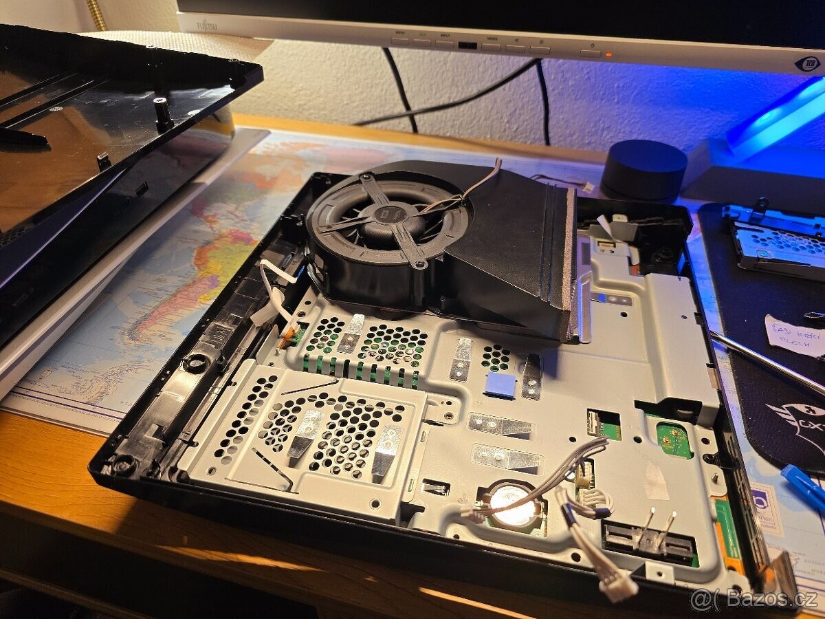 Čistění herní konzolí PS3, PS4, PS4 PRO, PS5 - 9