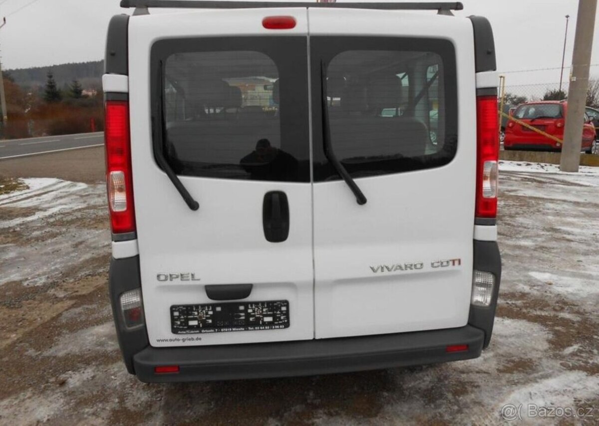 Opel Vivaro 2,0 84 kW KLIMA Serviska 9 Mís nafta - 9