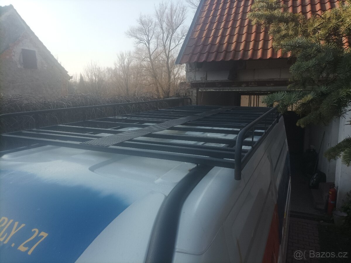 Střešní nosič, zahrádka na Iveco. - 9