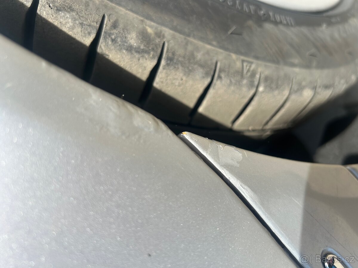 Mercedes Benz C32 AMG - 9