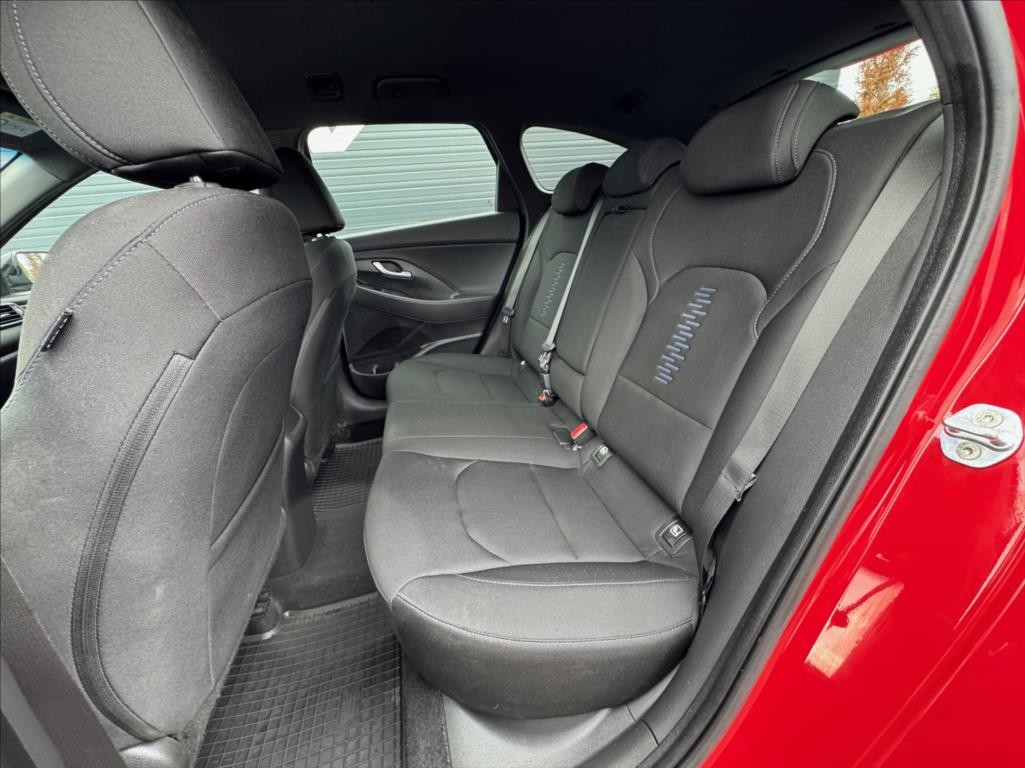 Hyundai i30 1,4 (2018) - 9