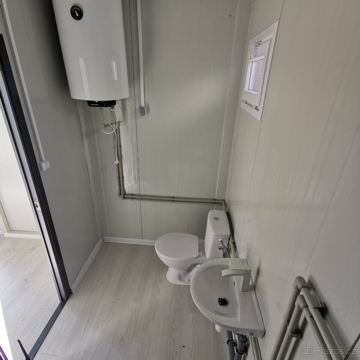 Obytný kontejner PMP o rozměru 3 x 7 m - 9