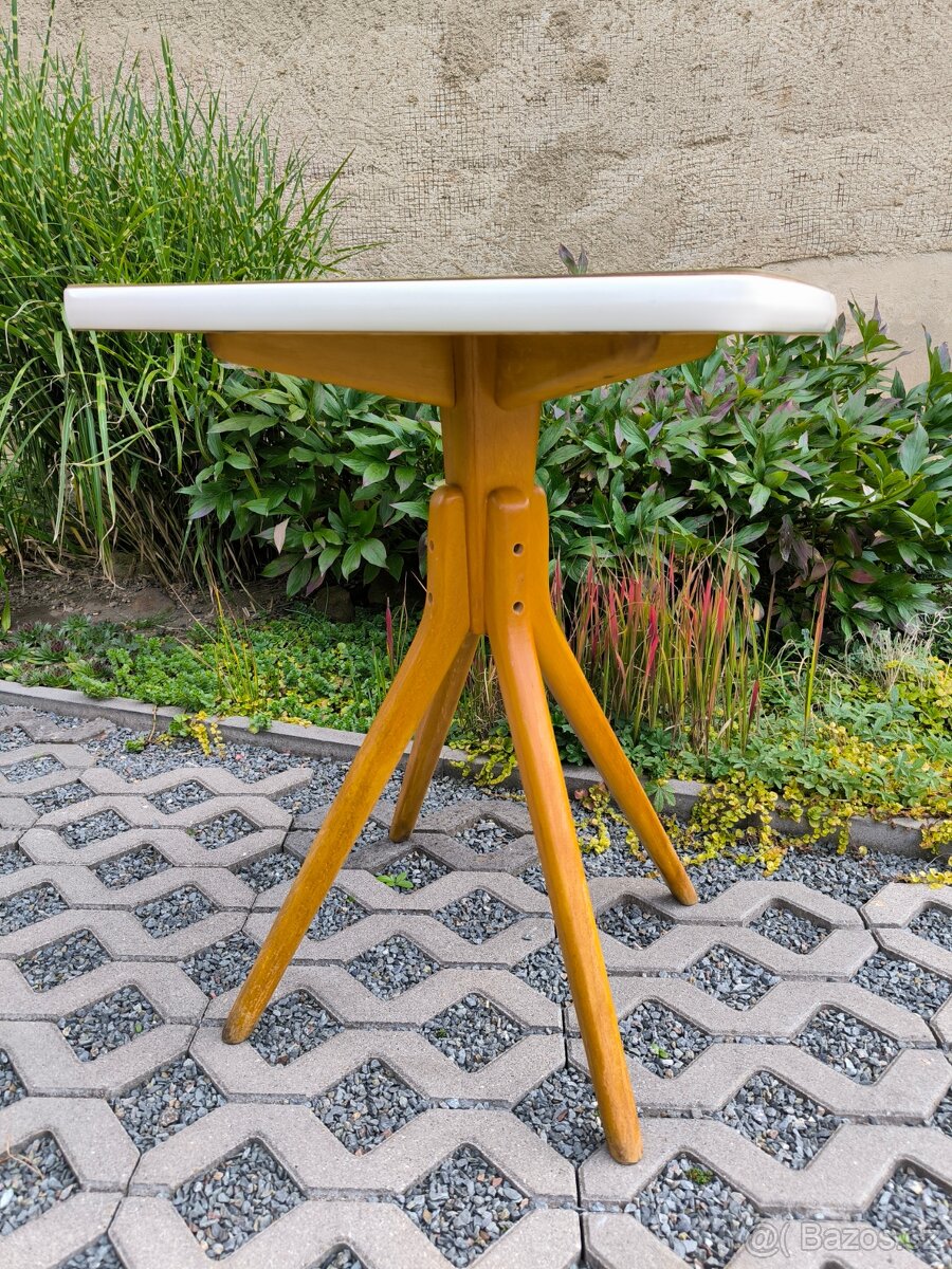 Retro stolek s umakartovou deskou - Brusel Expo 58 - 9