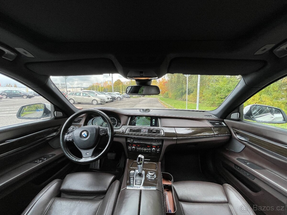 BMW 750D xdrive - 9
