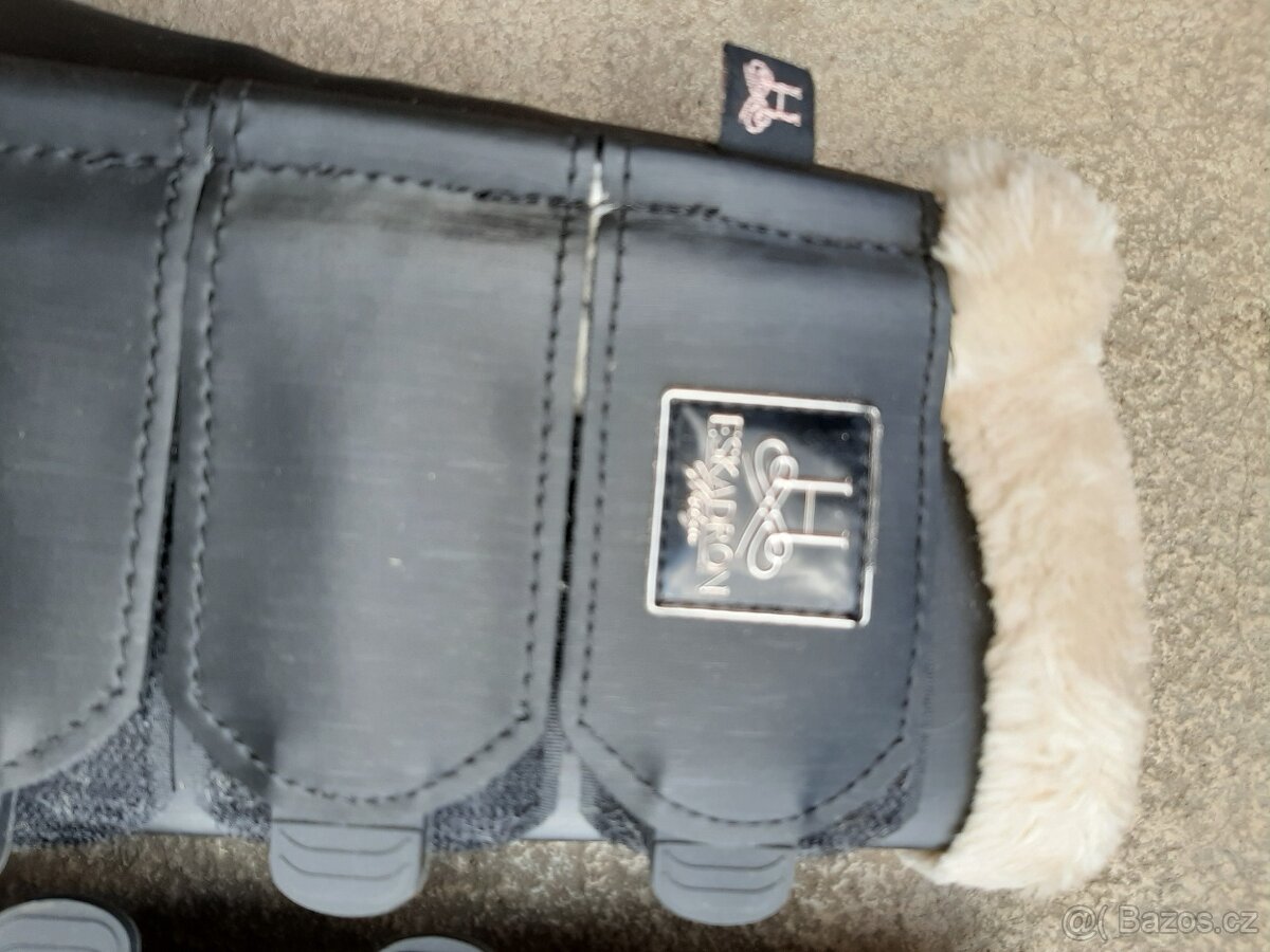 Eskadron chrániče - 9