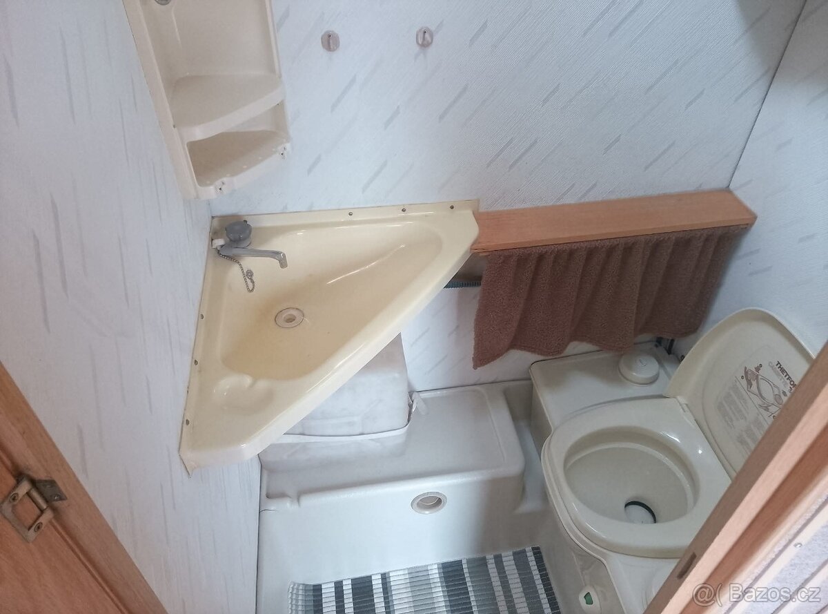 Karavan Knaus typ 1000 - 9