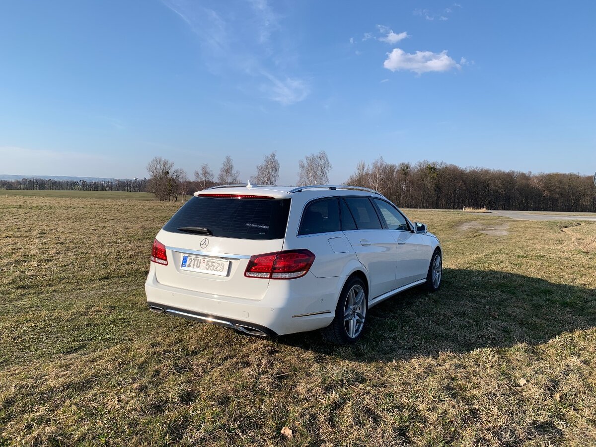 Mercedes Benz E250 - 9