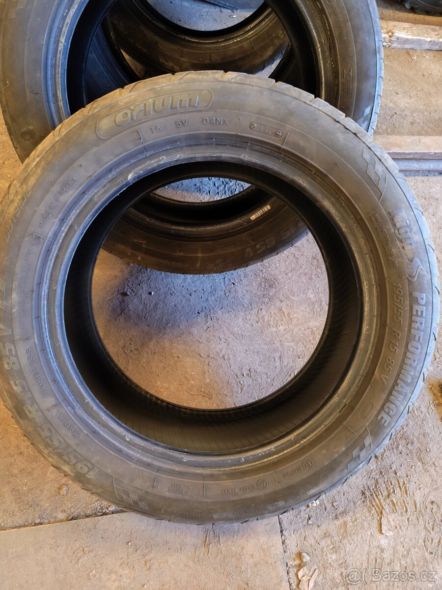 Pneu 195/55 R15 - 9