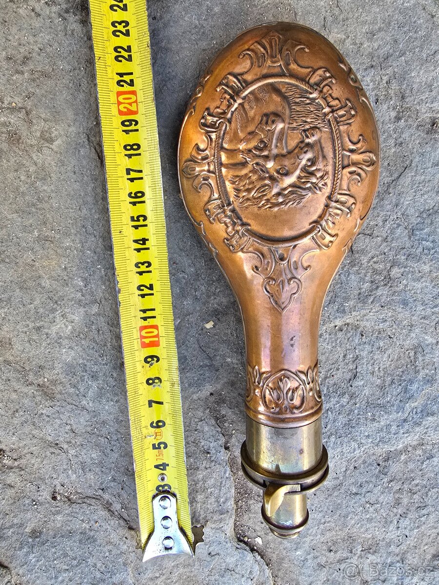 Krásná stará prachovnice motiv koně - 9