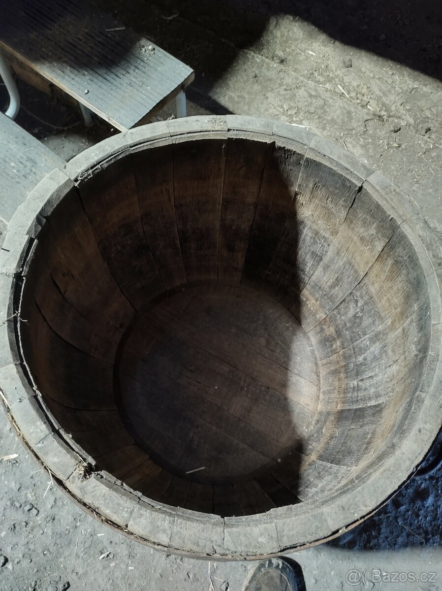 Prodám dřevěné sudy. - 9