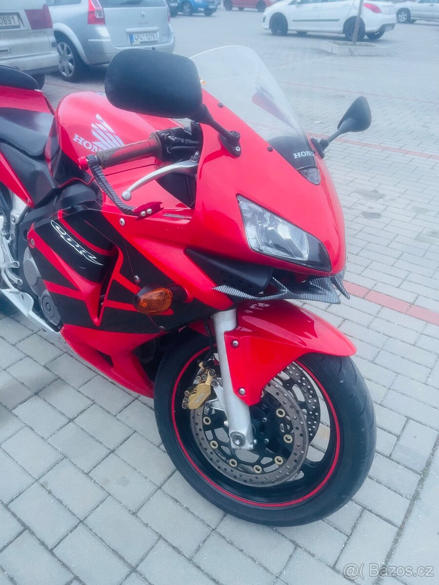 Honda cbr 600rf - 9
