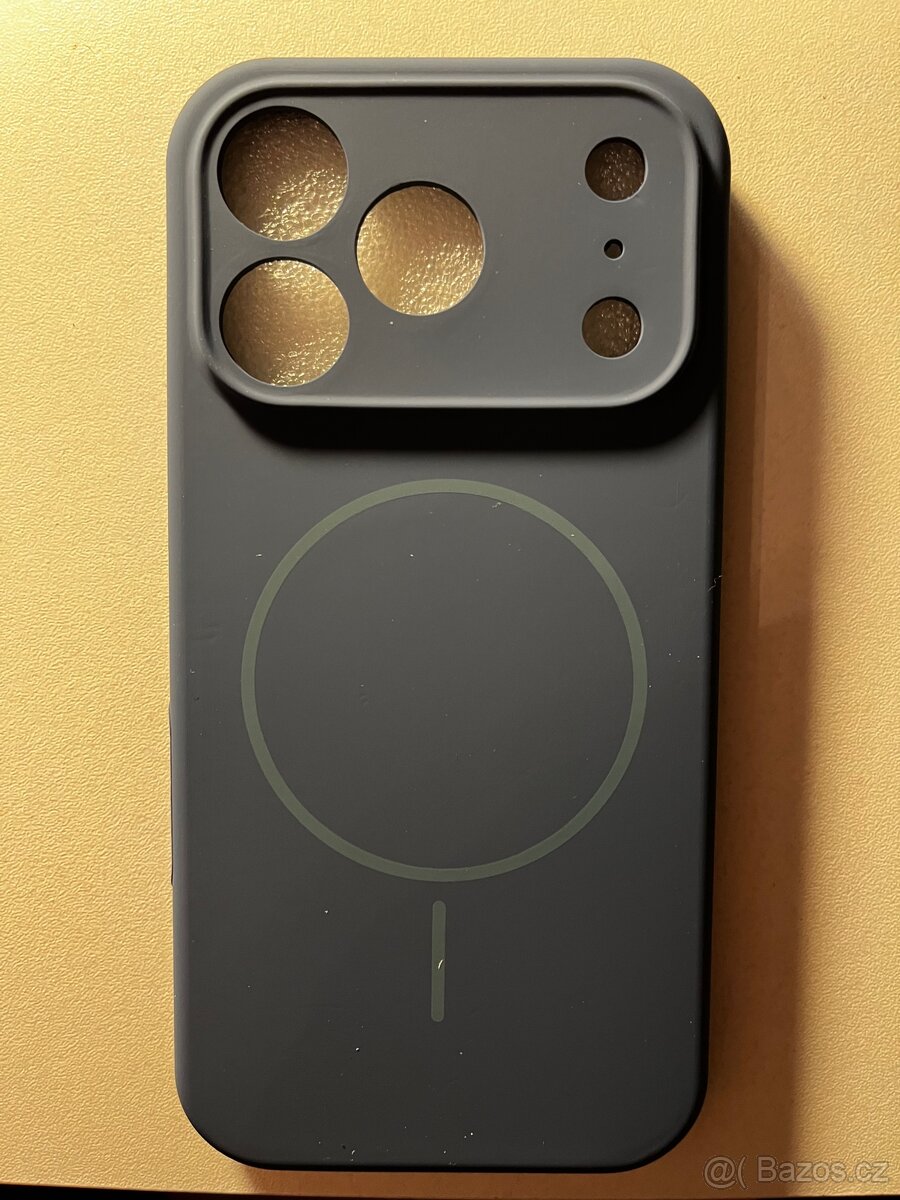 kryt na Apple iPhone 17 Pro - 9