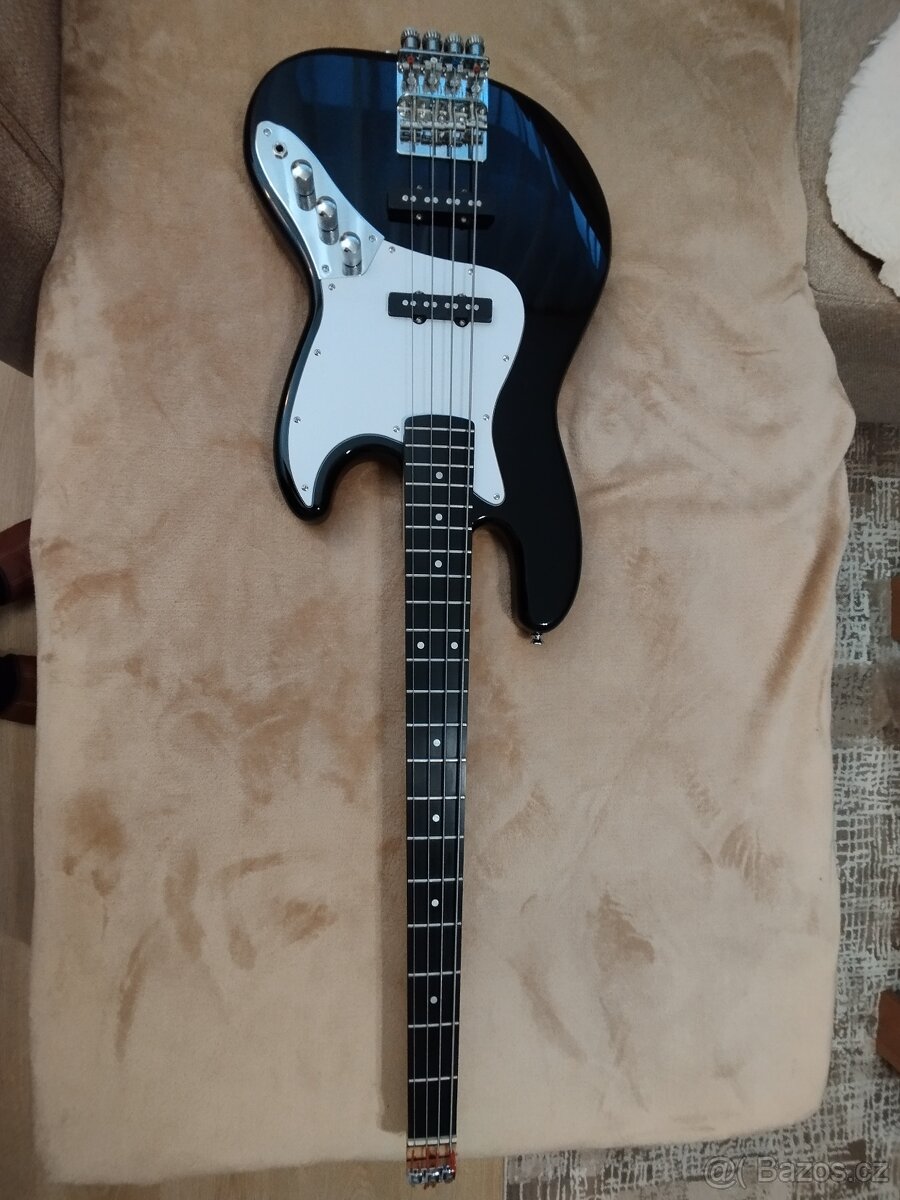 Bass - 9