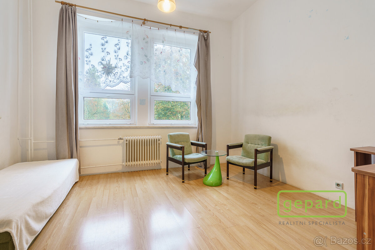 Prodej budovy s byty a garážemi jen 2km od jezera Medard– So - 9