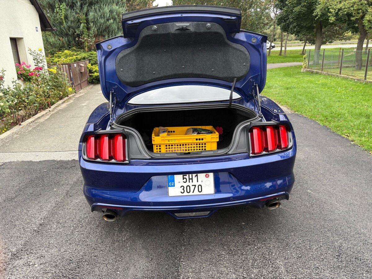 Prodám Ford mustang - 9