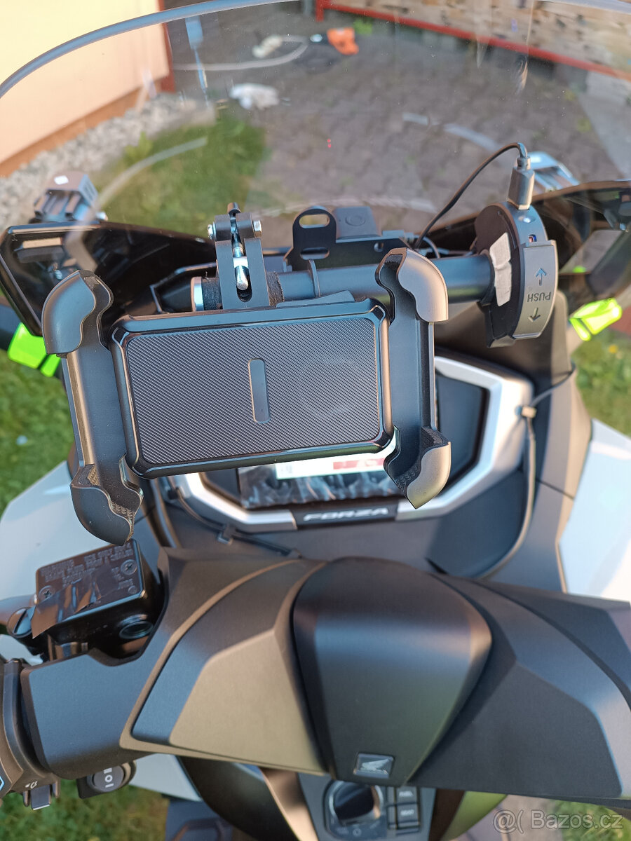 Honda Forza 350-ČR - 9