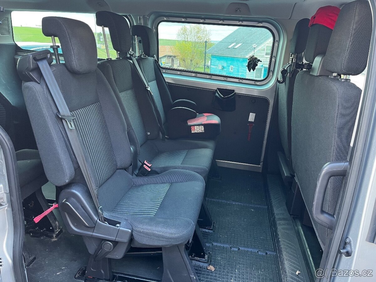 Ford Transit Custom 2.2 TDCi – Van/Bus – 9 míst - 9