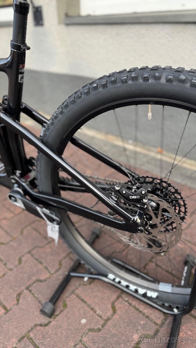 Enduro Focus JAM 8.8 KARBON -Akční cena - 9