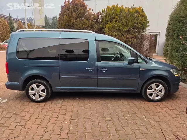 VW Caddy Maxi 2.0 TDI,1.Majitel,7.Míst,Comfortline,serviska - 9