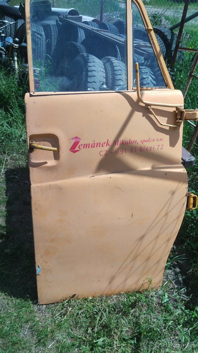 Prodám díly Autojeřáb Tatra AD16 - 9