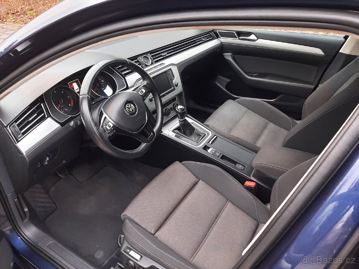 Volkswagen Passat B8 combi 2.0 TDI 110kW, 2017 - 9