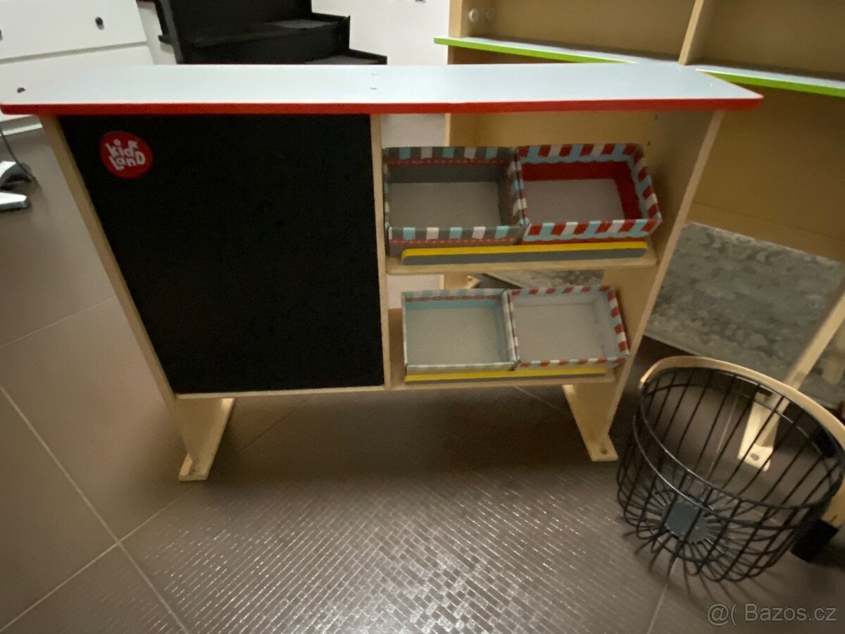 Kuchyňka + obchůdek + stůl - 9