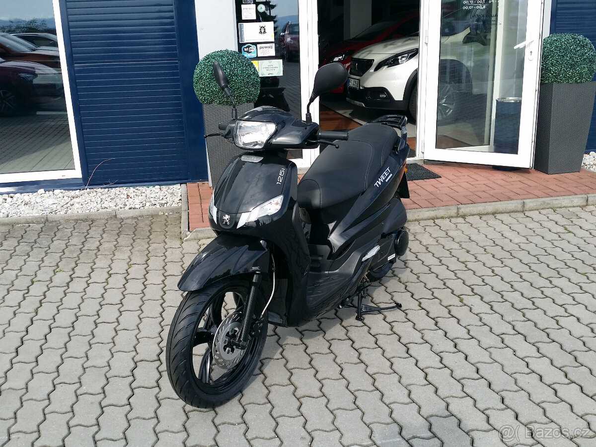 Peugeot Tweet 125i - 9
