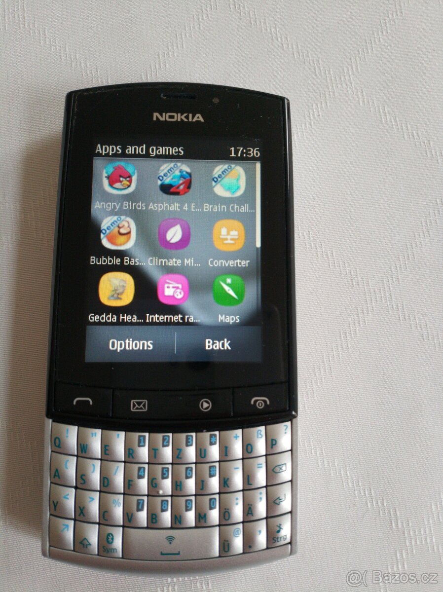 Nokia Asha 303 s krabičkou a s příslušenstvím - 9