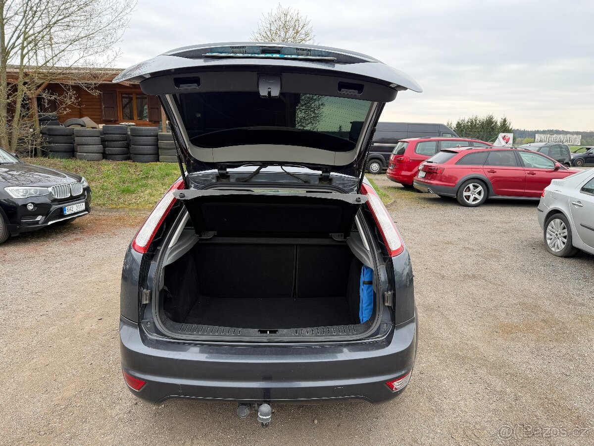 Ford Focus 1.6 16V - 9