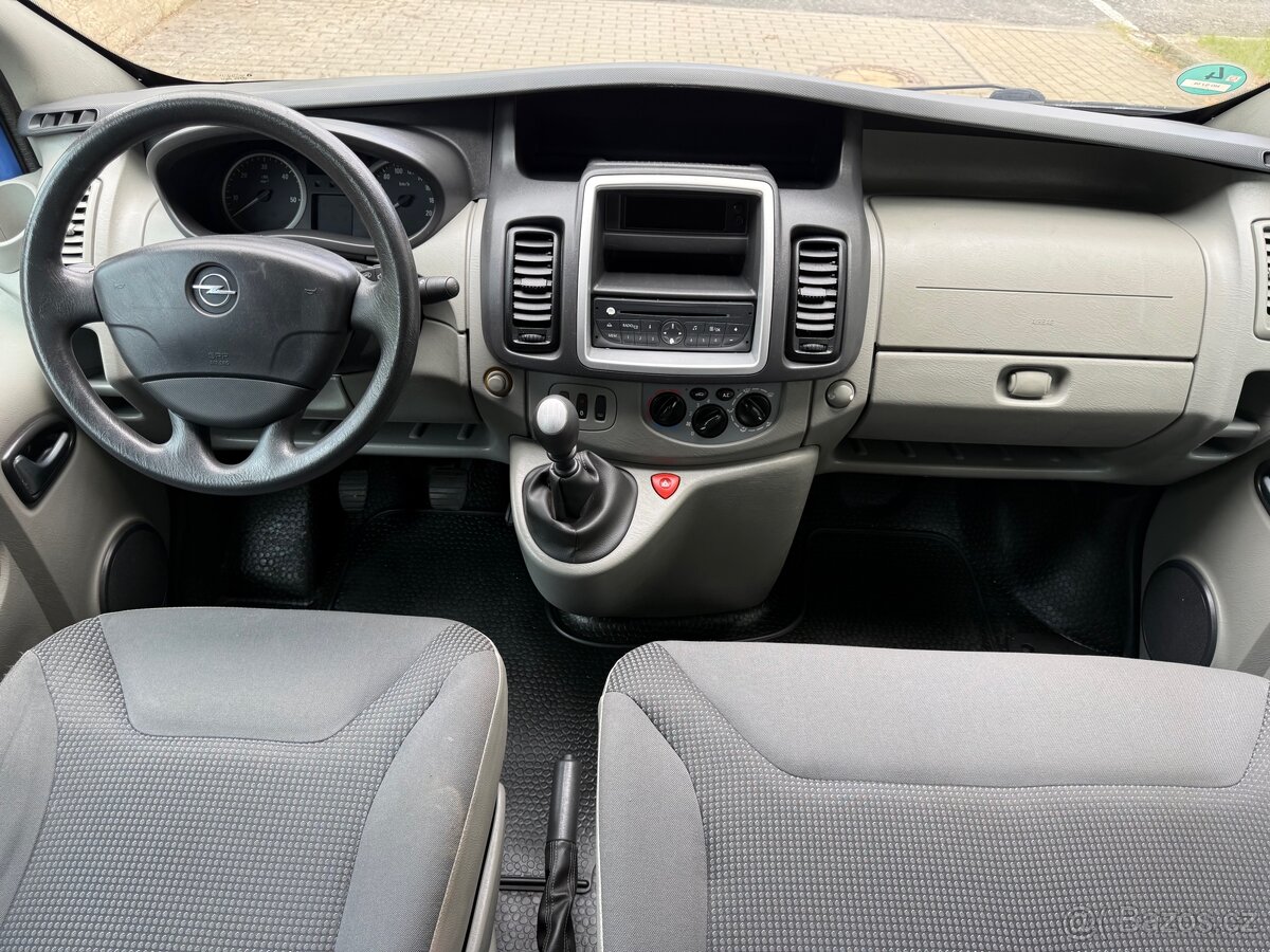 OPEL VIVARO TOUR 2,0 CDTi 66kW 9MÍST,KLIMA,2012,STK,SERVISKA - 9