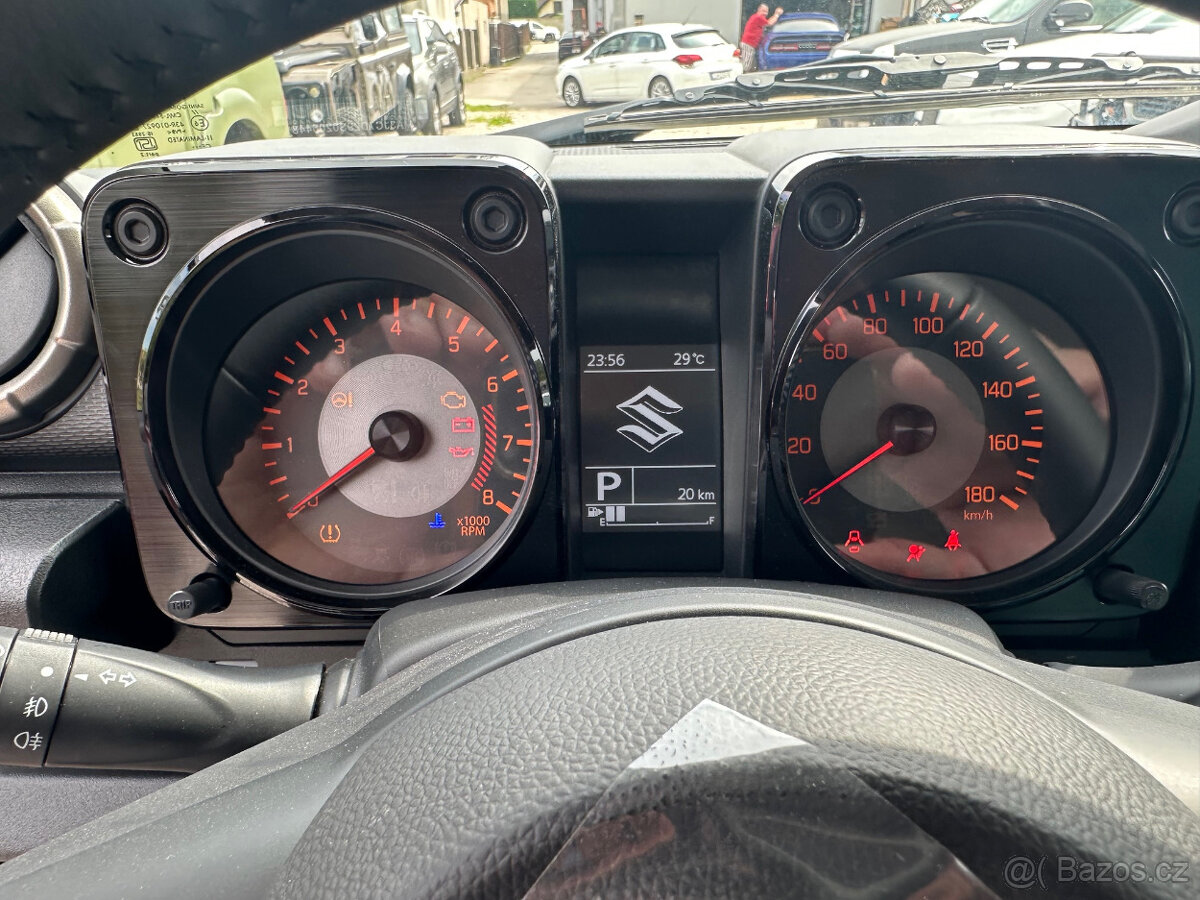2025 Suzuki Jimny 5 dverový 4 miestny AT 4x4 odpočet DPH - 9