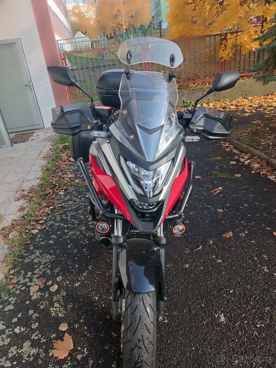 Honda NC 750X DCT - 9