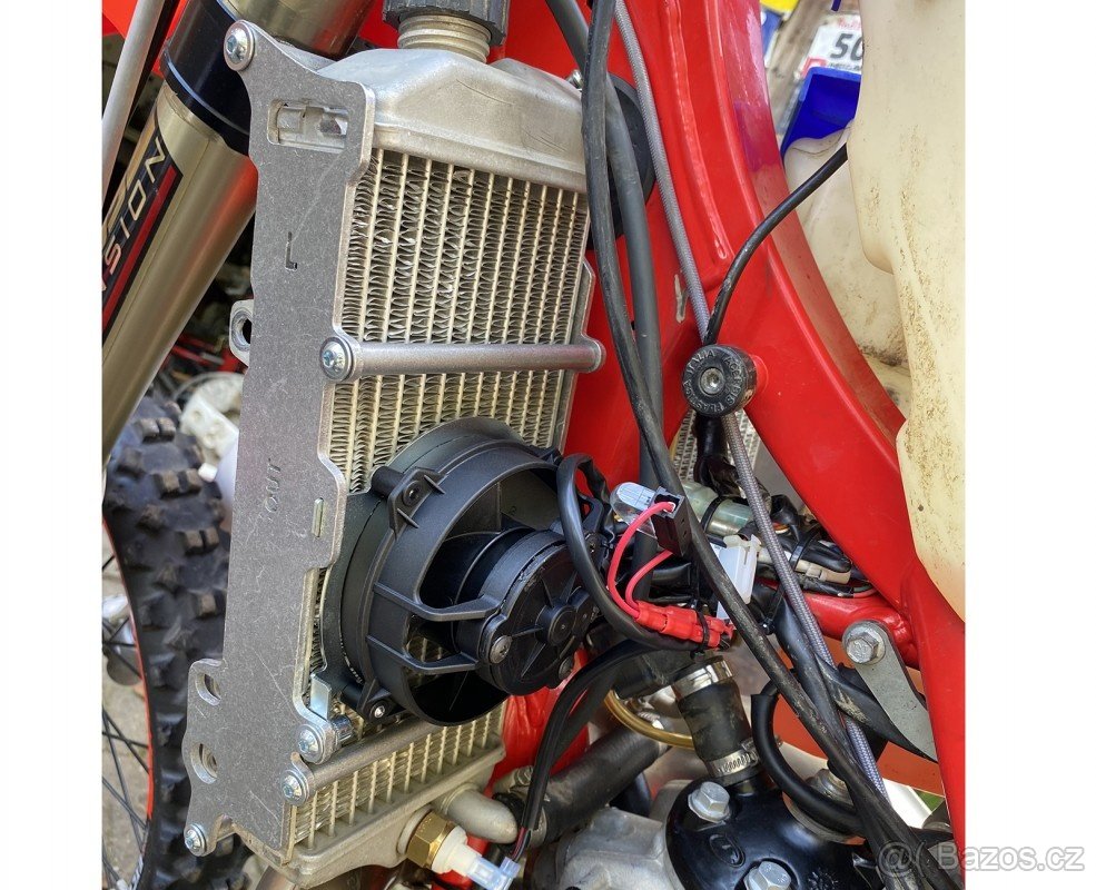 Beta kryty, výztuhy chladiče s ventilátorem - 9