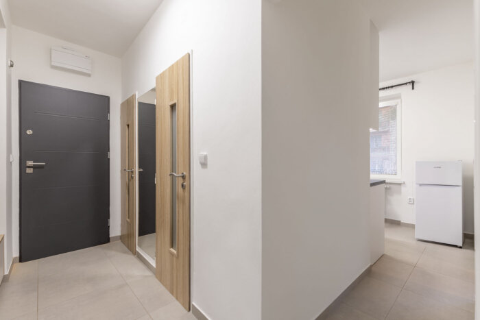 Prodej světlého bytu 2+1 (60 m²) v Rosicích u Brna - 9