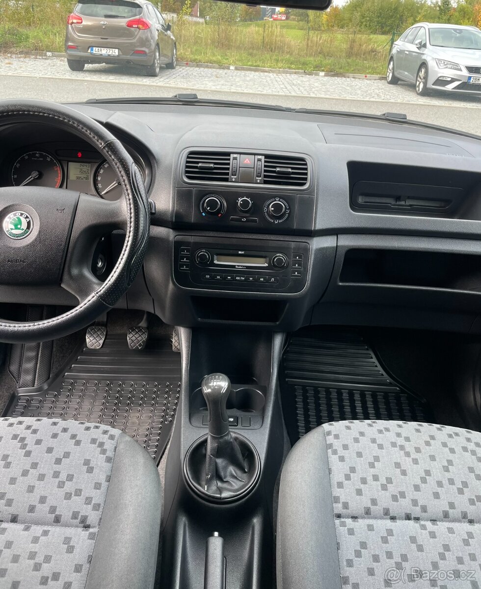 Škoda Roomster Praktik 1.2 HTP, 51 kW - 9