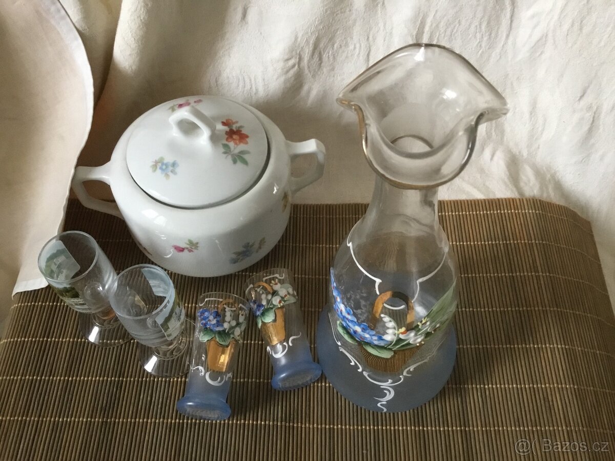 karafa, cukrenka, odlivky, talirek, konvice - 9