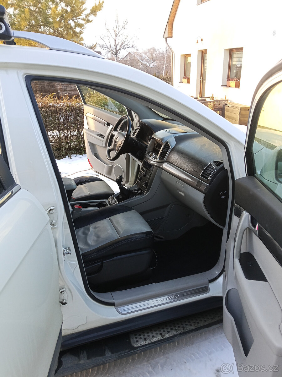 CHEVROLET CAPTIVA 2.2, 135 KW, 160 tis., 2012 - 9