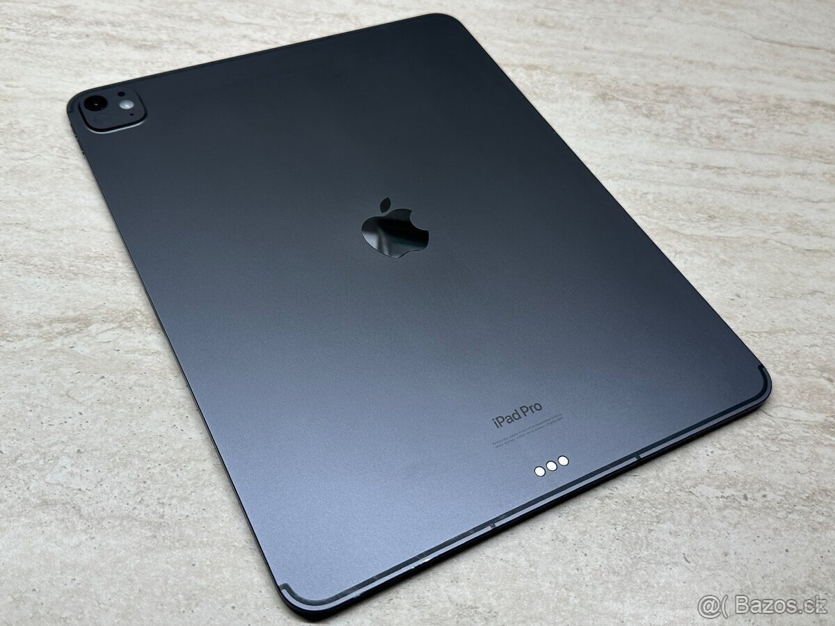 iPad Pro 13 256GB Wi-Fi + Cellular Space Black, 100% batéria - 9