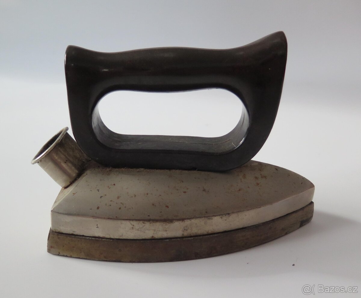 Staré žehličky - 9