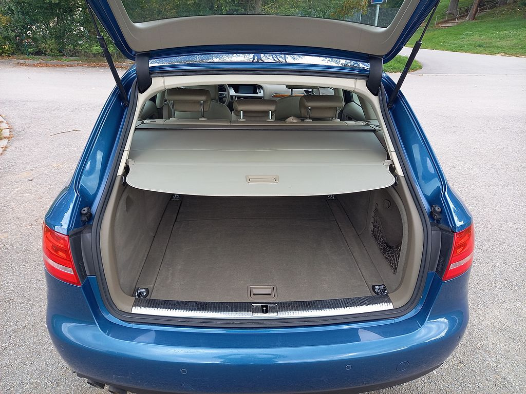 Audi A4, 2.0TDI digiklima-alu-bez koroze - 9