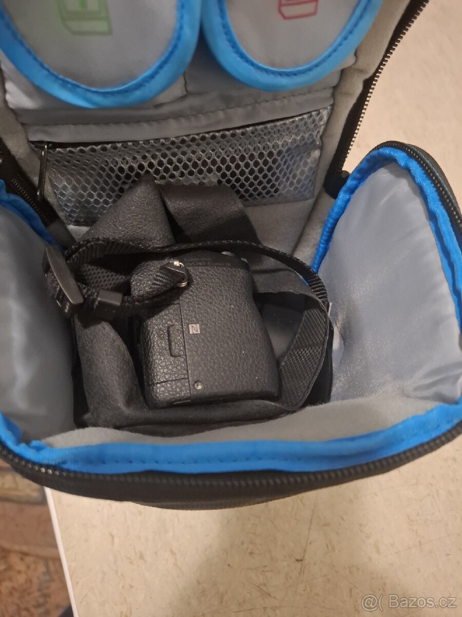 Prodám kompkt Sony - 9