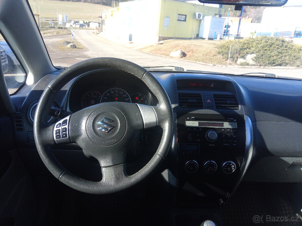 SX 4, 1,6 i 4 x 4 - 9