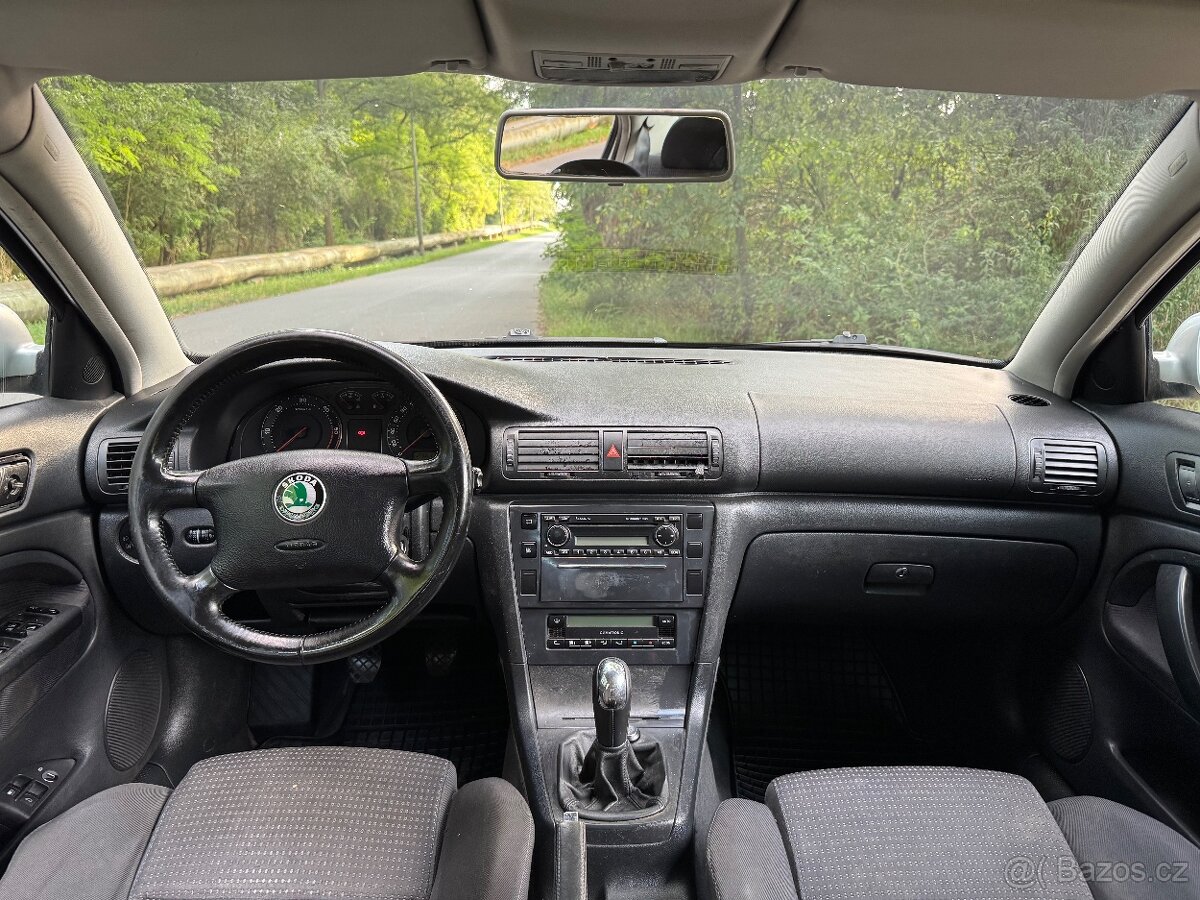 Škoda Superb 1.9 TDI 96 kW Elegance - 9