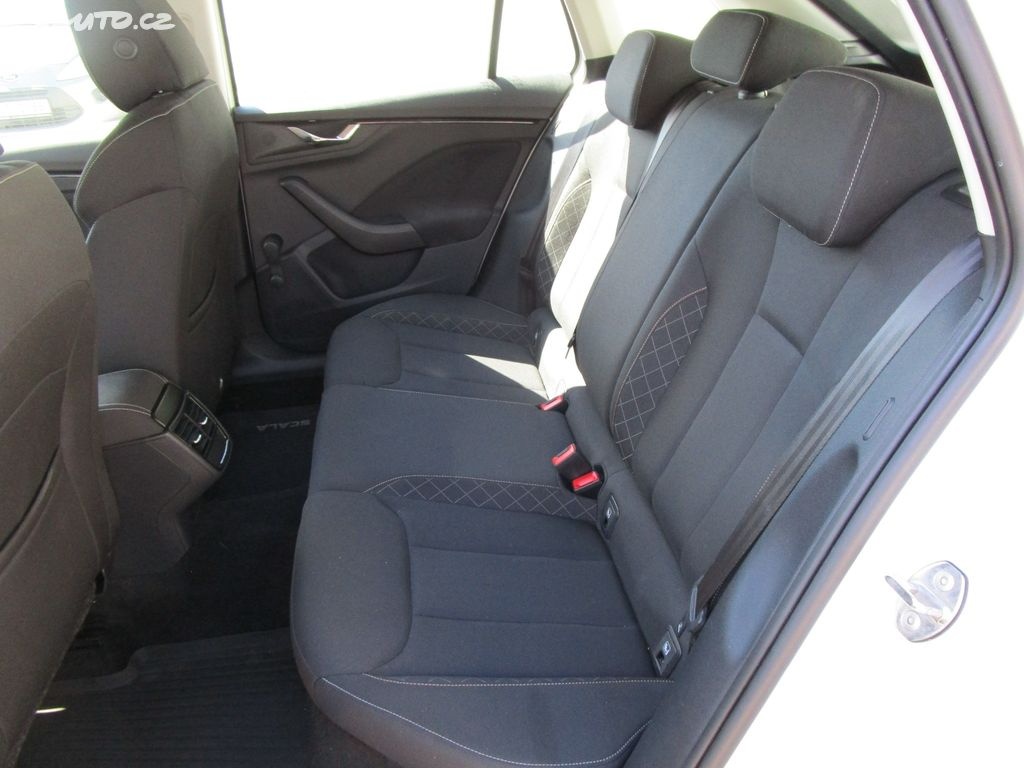 Škoda Scala, 1,0 TSI-70KW-KOUPENA V ČR - 9